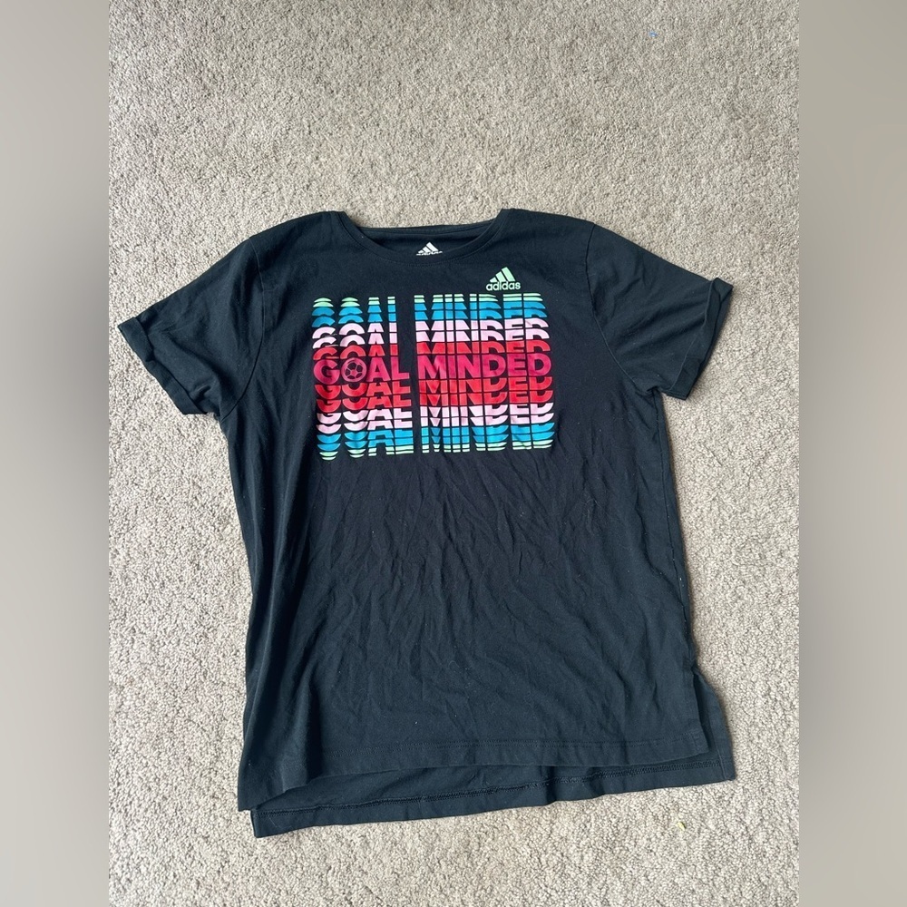 Girls Adidas soccer shirt yxl